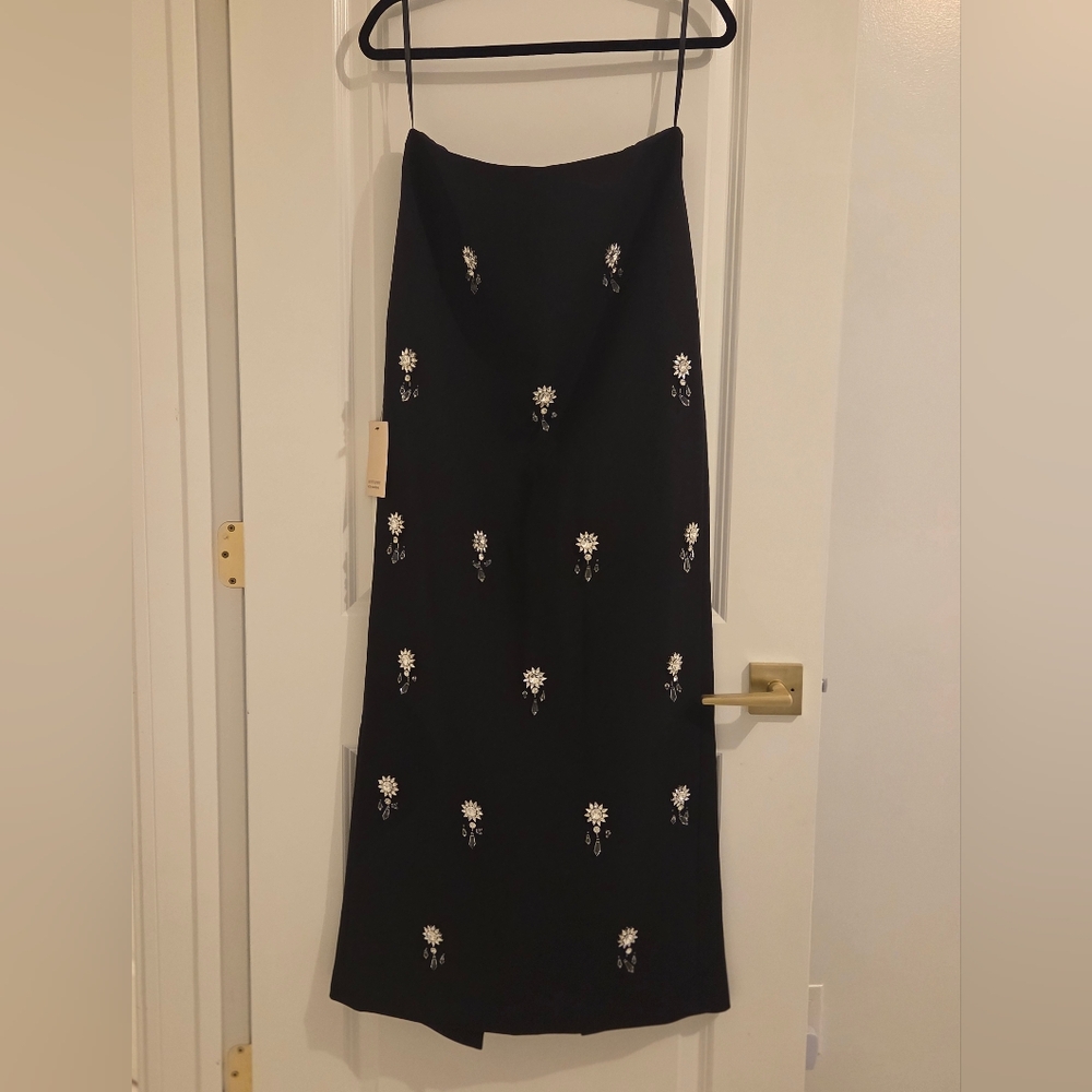 Chic Black Floral Embellished Maxi Skirt